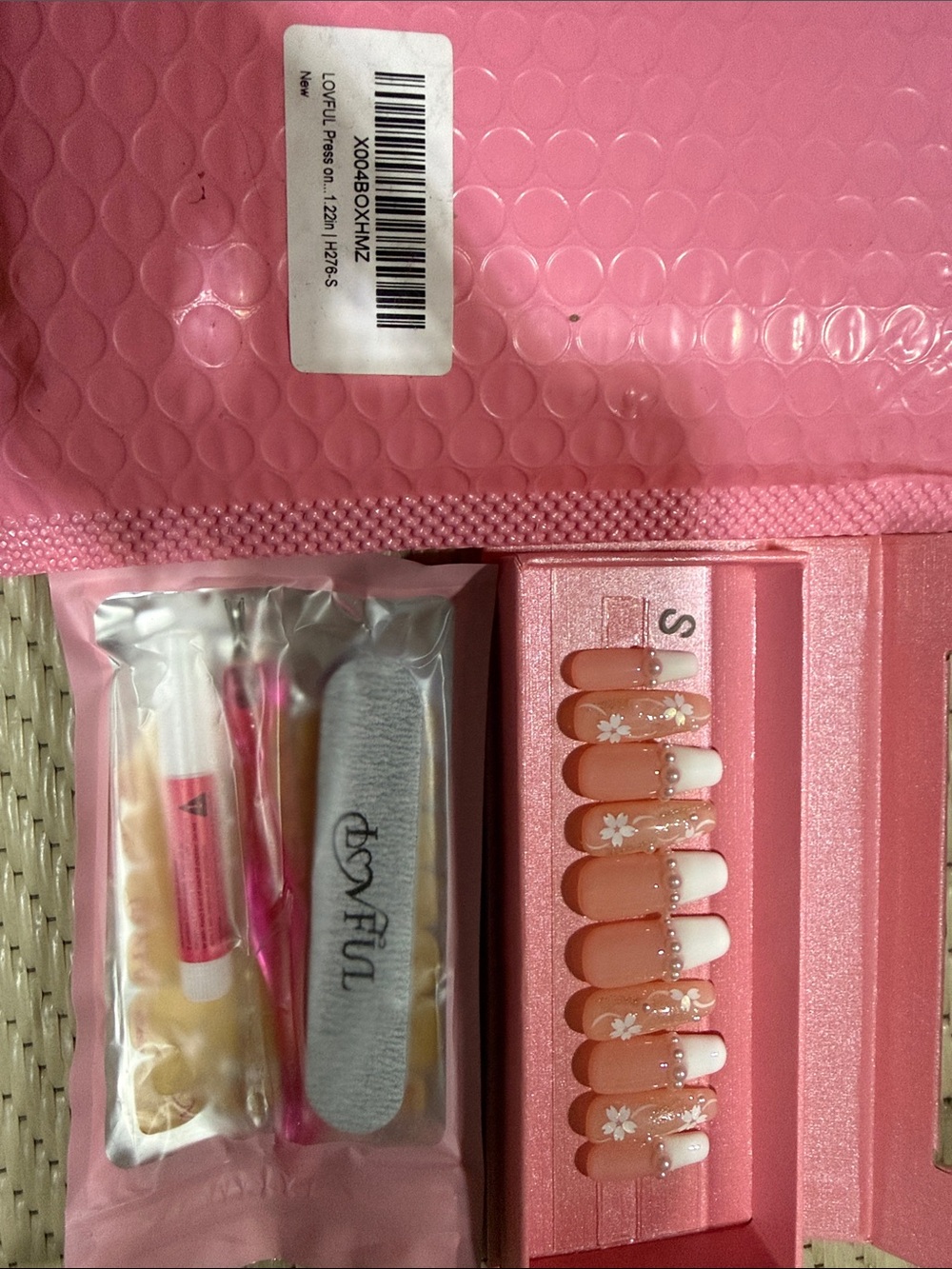 Peach Ombre Press-On Nail Set with White Floral Accents